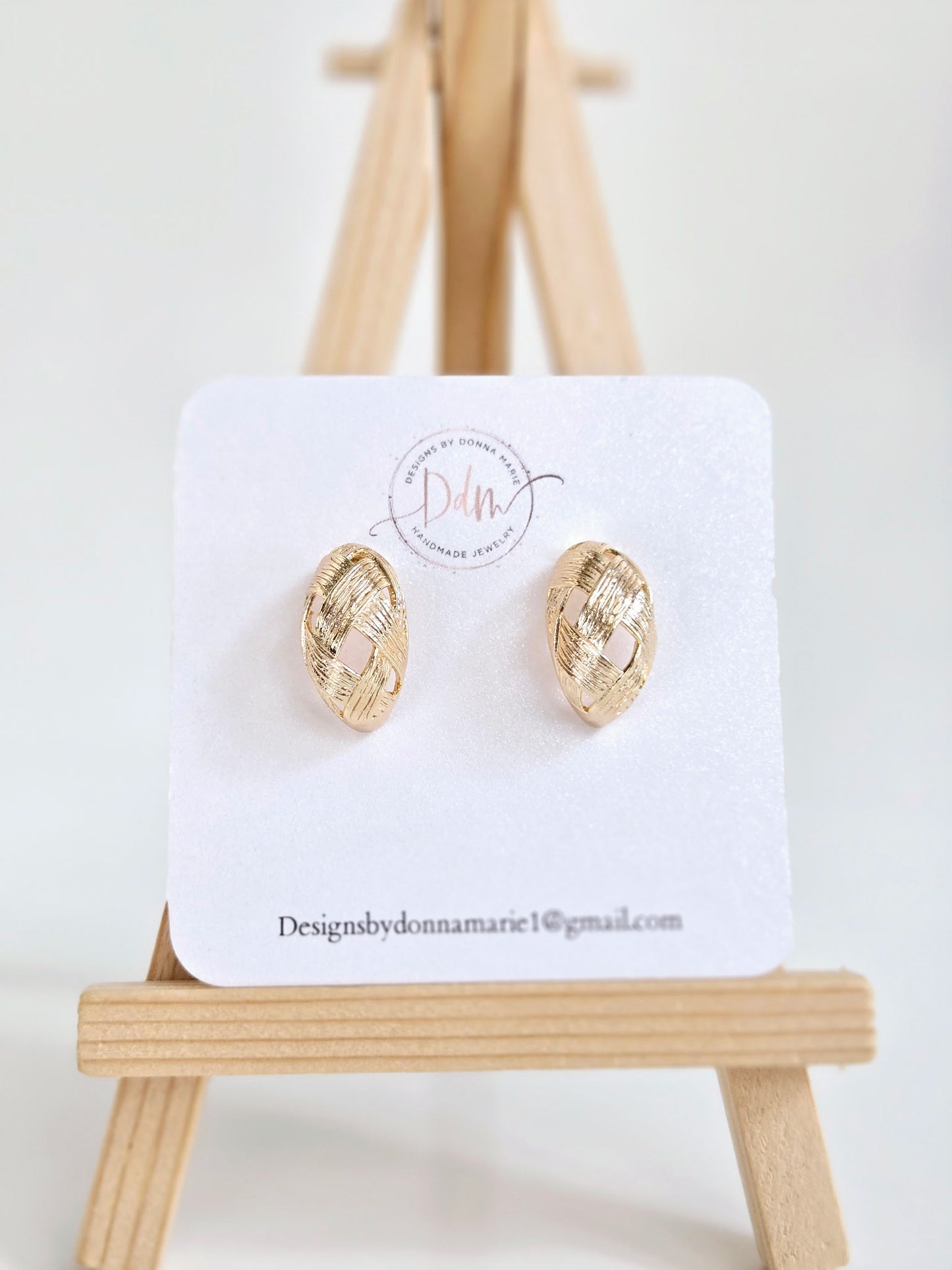 Picnic Basket Earrings