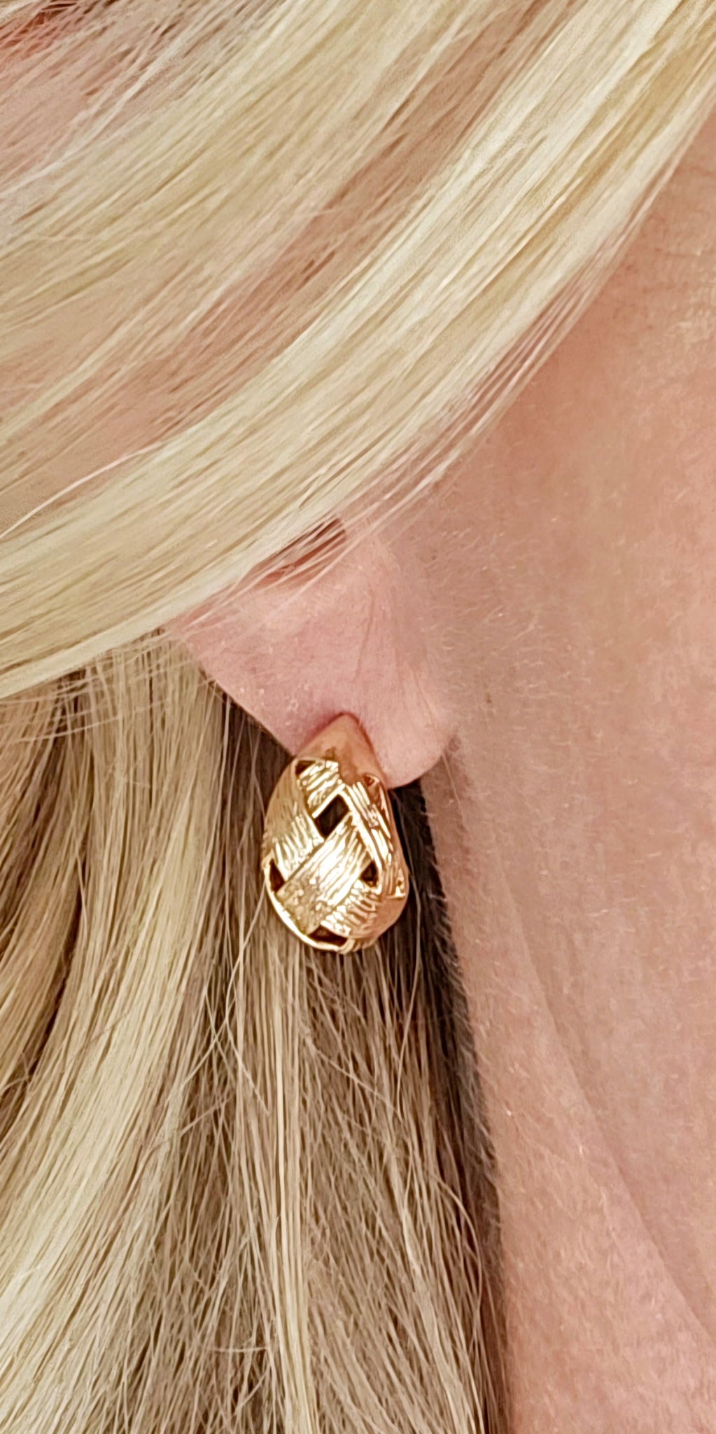 Picnic Basket Earrings