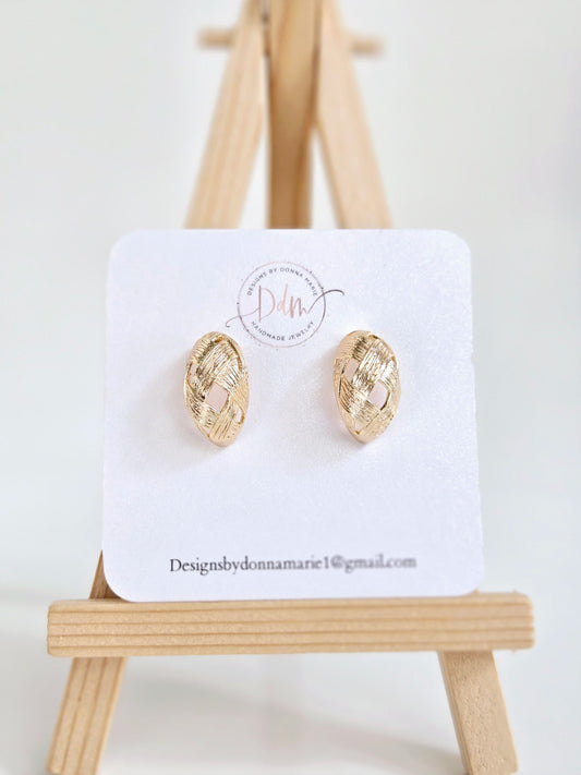 Picnic Basket Earrings