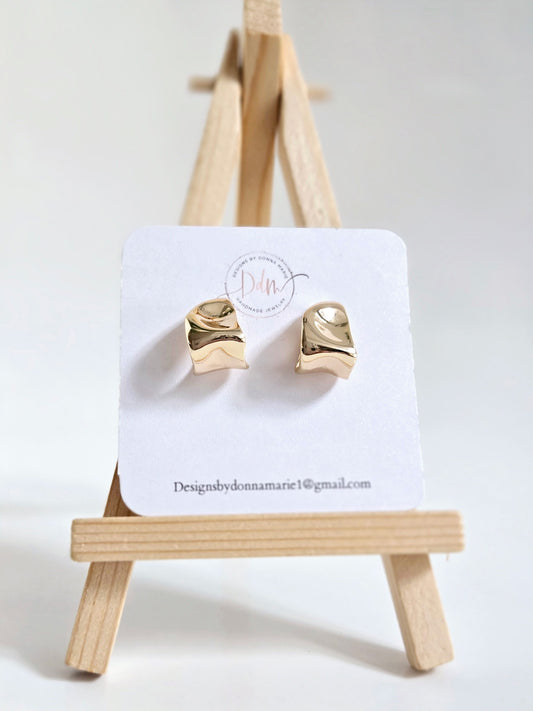 Chunky Hammered Hoops