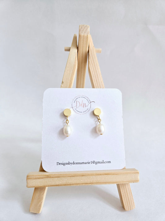 Primrose Pearl Earrings