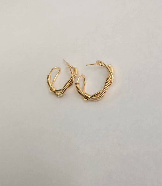 twisted wire hoops
