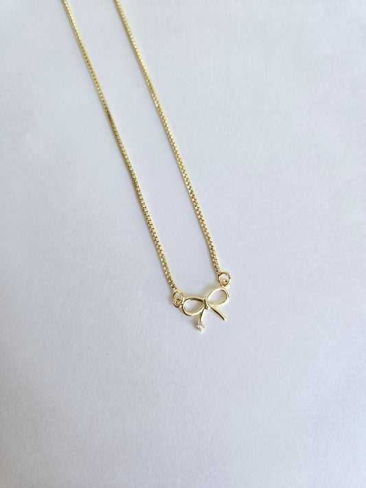Layla bow connecter necklace